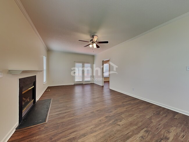 Building Photo - 135 Cabot Dr