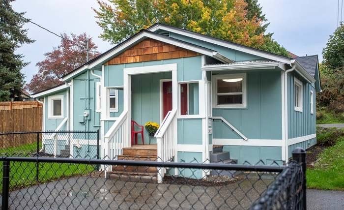 Building Photo - 1302 N Montgomery Ave