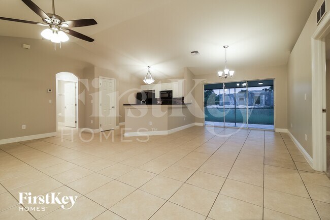 Foto del edificio - 3707 7th St W