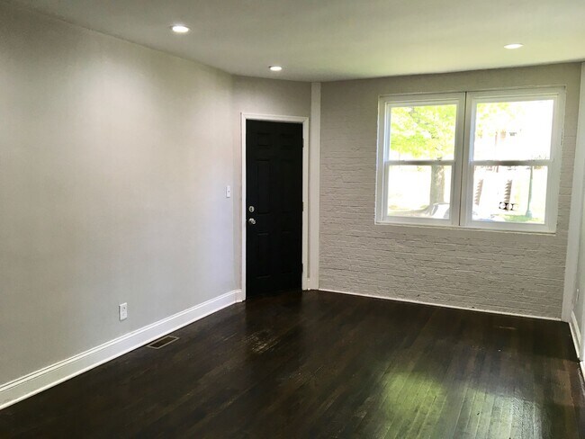 Foto del edificio - 1111 Gleneagle Rd