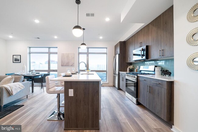 Foto del edificio - 2037 E Lehigh Ave