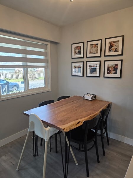 Building Photo - 9766 Feniak St