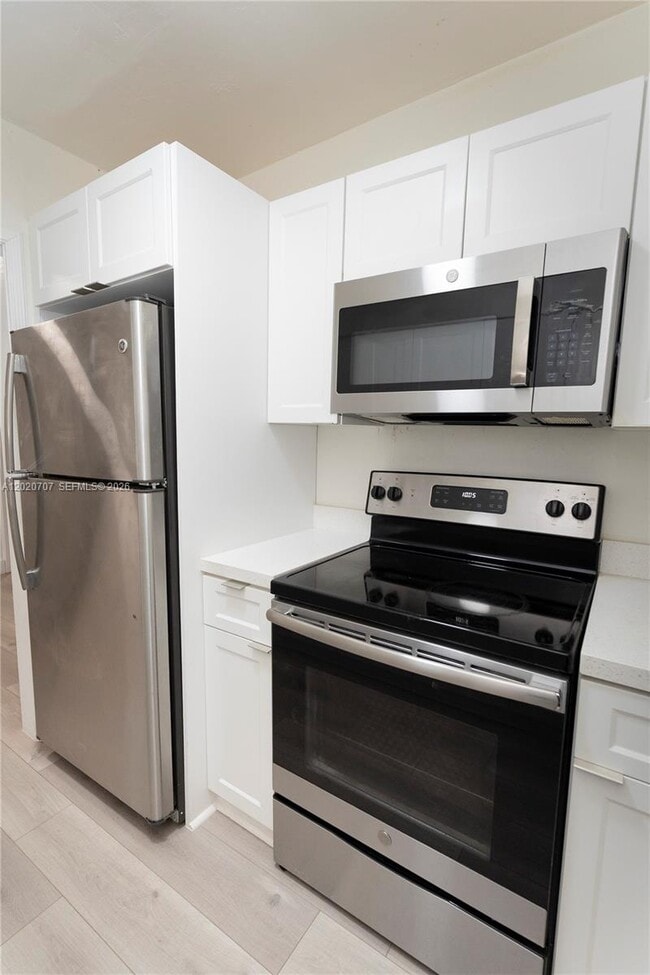 Foto del edificio - 111 SW 31st Ct