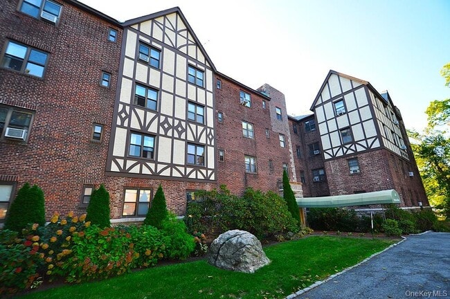 Foto del edificio - 120 Stonelea Pl