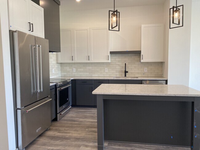 Foto del edificio - 2083 Edison Park Ln