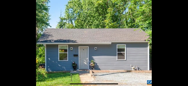 Building Photo - 1304 Poplar St