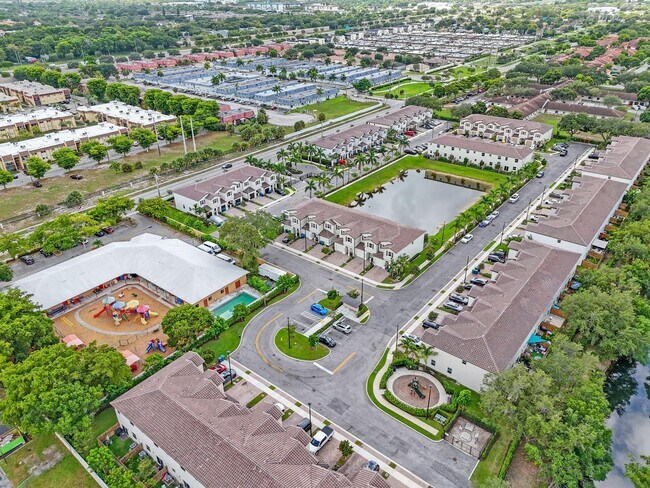 Foto del edificio - 5515 NW 27th St