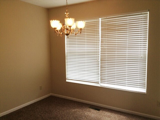 Building Photo - 9021 Crimson Oak Dr