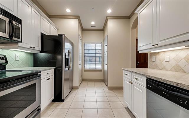 Building Photo - 1805 Signal Ridge Pl