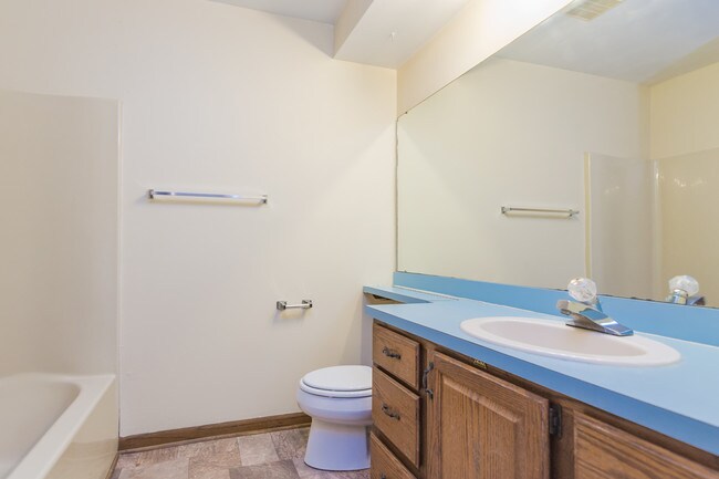 Foto del edificio - 10421 Pink Azalea Dr