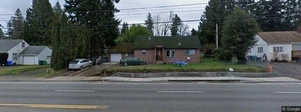 Building Photo - 15324 NE Halsey St
