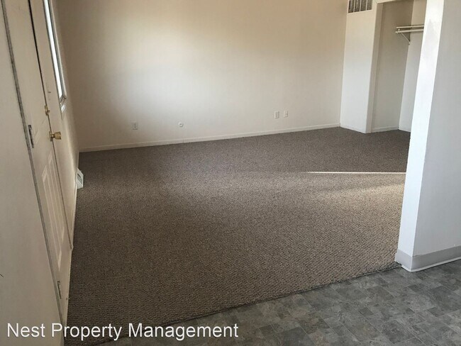 Foto del edificio - 6537 N Harrison St