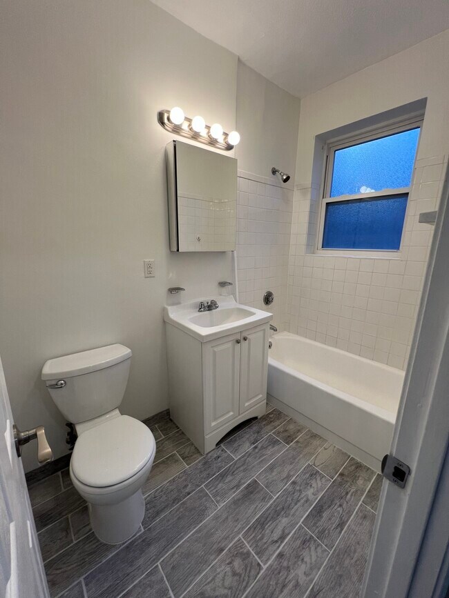 Foto del edificio - 25 Austin St