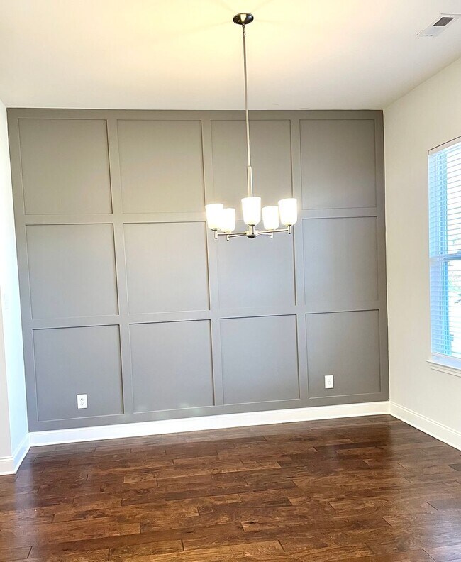 Foto del edificio - 1128 Belle Pond Ave