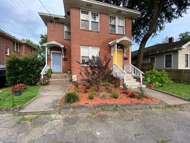 Frente del edificio - 809 Acosta Street