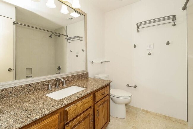 Foto del edificio - 428 Cozby Ave