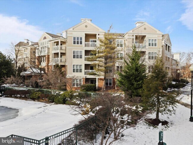 Foto del edificio - 12915 Alton Square
