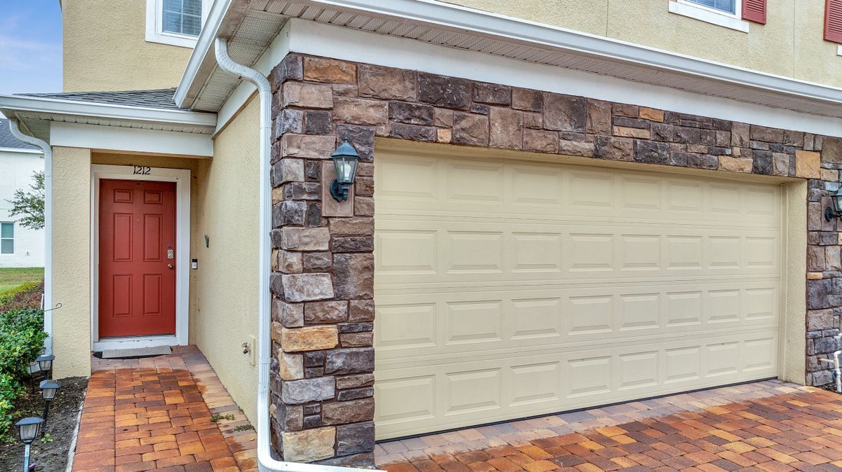 Foto principal - 1212 Pensacola Ct