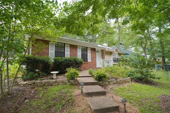 Building Photo - 129 Whetherbine Way W