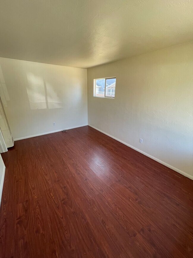Foto del edificio - 829-831 10th Street