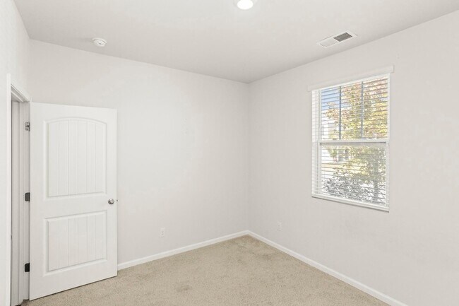 Building Photo - 2244 Carefree Ln