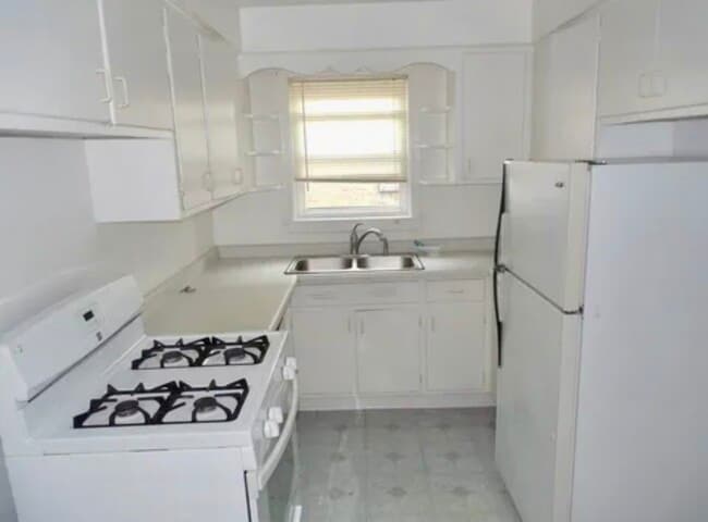 Foto del edificio - 4912 W Eddy St