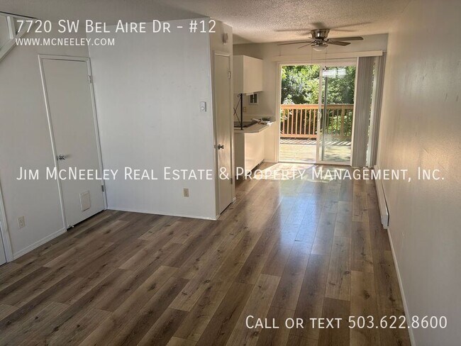 Building Photo - 7720 SW Bel Aire Dr