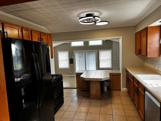 Foto del edificio - 7035 W 115th St