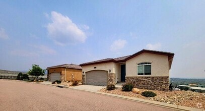 Building Photo - 2349 Lone Willow View