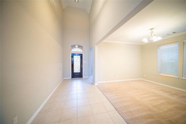 Foto del edificio - 28303 Long Mill Ln