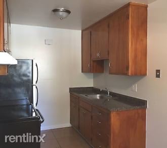 Foto del edificio - 2211 Redwood St