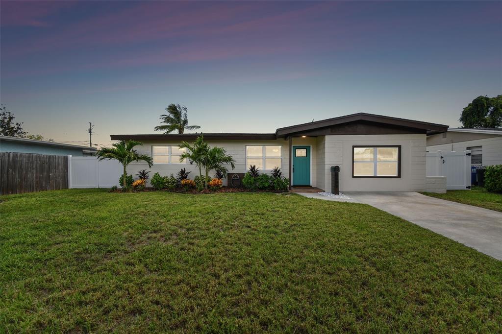 Foto principal - 6408 34th Ave N