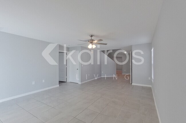 Foto del edificio - 8460 Indian Laurel Ln