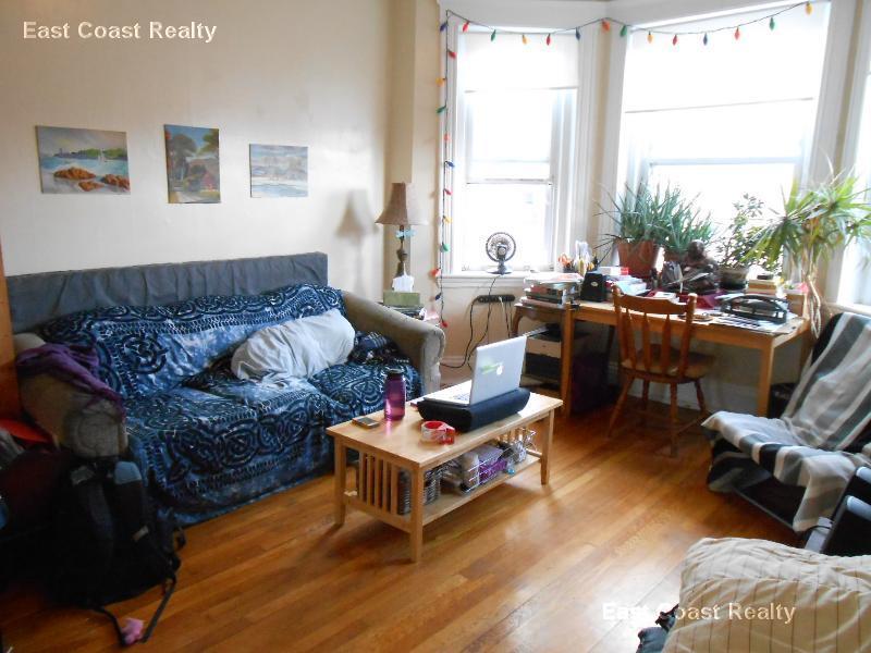 Primary Photo - 91 Gordon St