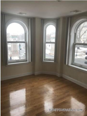 Building Photo - 90 Westland Ave