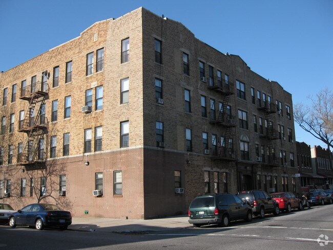 Building Photo - 180 E 93rd St
