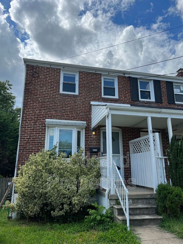 Primary Photo - 8632 Oakleigh Rd
