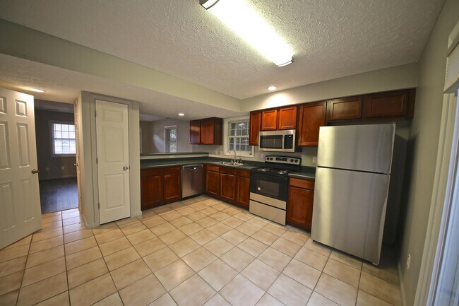 Foto del edificio - 892 E Sherwood Hills Dr