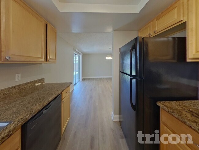 Foto del edificio - 816 Granite Rd