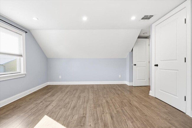 Building Photo - 7 Main Terrace