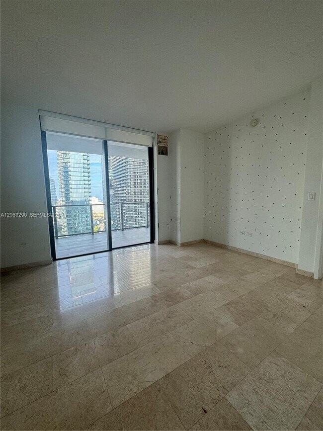 Foto del edificio - 88 SW 7th St