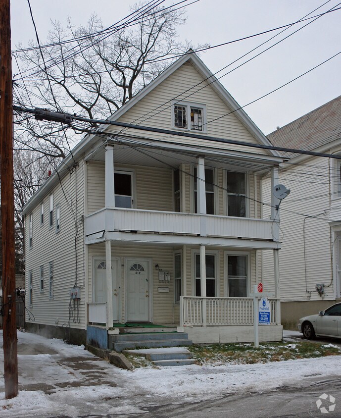 Foto del edificio - 617-619 Hattie St
