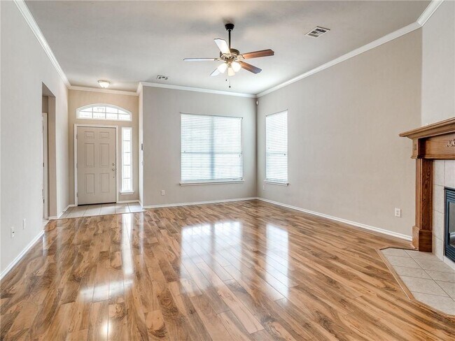 Foto del edificio - 2409 NW 161st Terrace