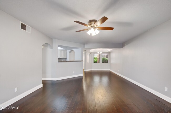 Foto del edificio - 5104 N 32nd St