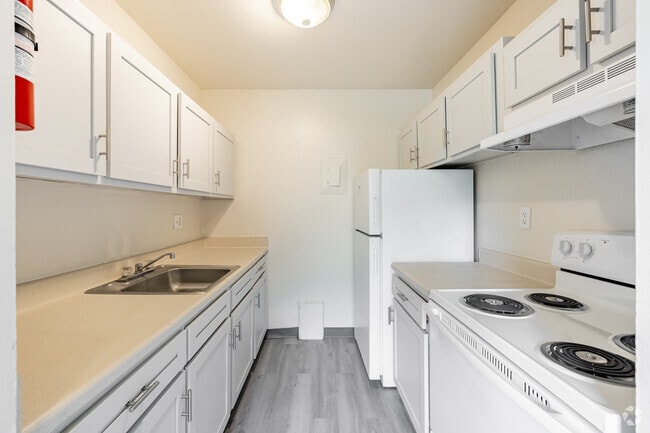 Interior Photo - Camelot Apartments