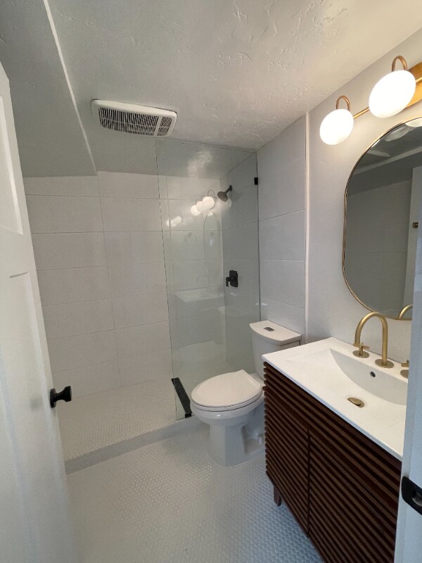 Building Photo - 252 W 300 S
