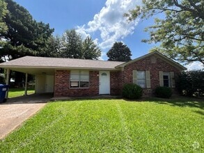 Building Photo - 6420 Greenbrook Cove N
