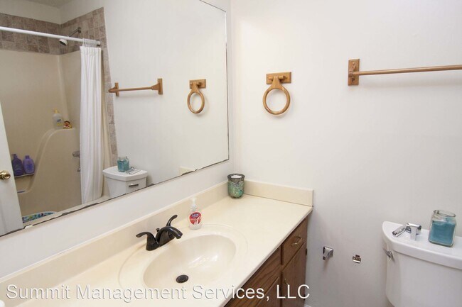 Building Photo - 3 br, 2 bath House - 300 Thacker Loop