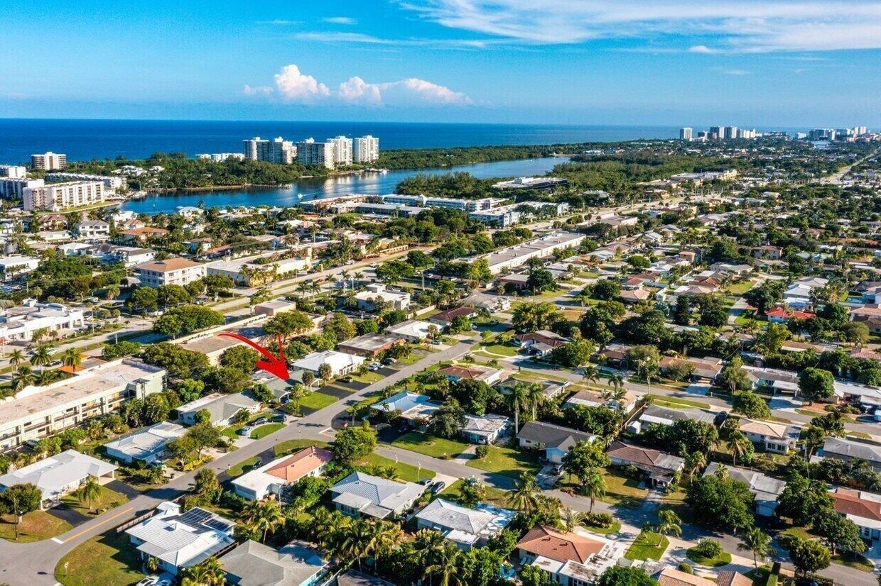 Foto principal - 2856 NE 5th Ave