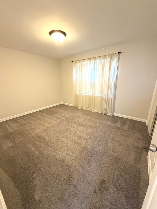 Foto del edificio - 2649 W Balmoral Ave